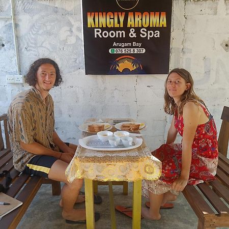 Kingly Aroma Hotel อารูกัมเบย์ ภายนอก รูปภาพ